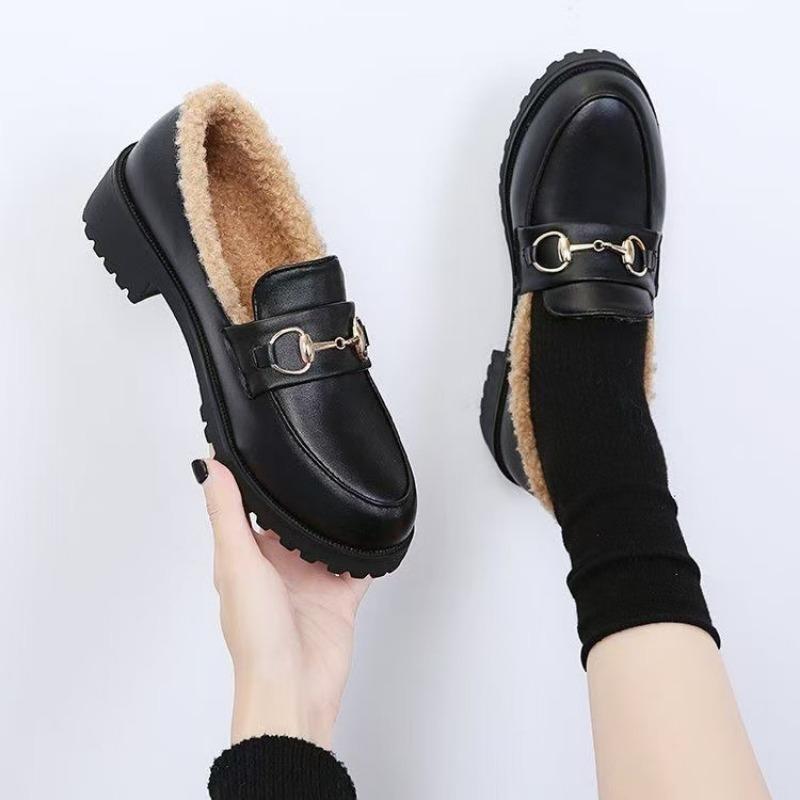 

Round head Doudou cotton shoes women s autumn and winter new fashion flat bottom velvet warm loafer small leather shoes 35 матовый черный