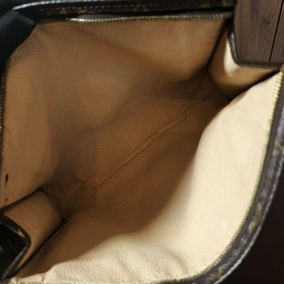 [Pre-Owned] Louis Vuitton Poche Toilette Gm 'Brown Monogram Canvas' - Good #EJCL1V
