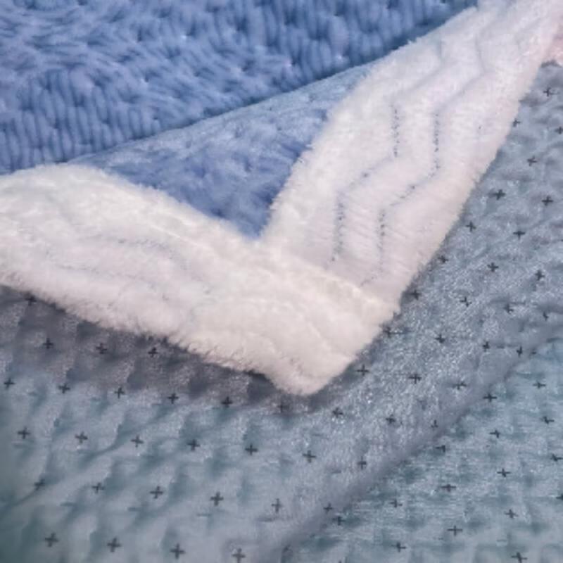 Southern Life Clover Acrylic Bed Cover