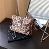 Nischendesign Umhängetasche Damen Tasche strukturierte Schultertasche Damen neue Mode hochwertig Leopardenmuster Tasche