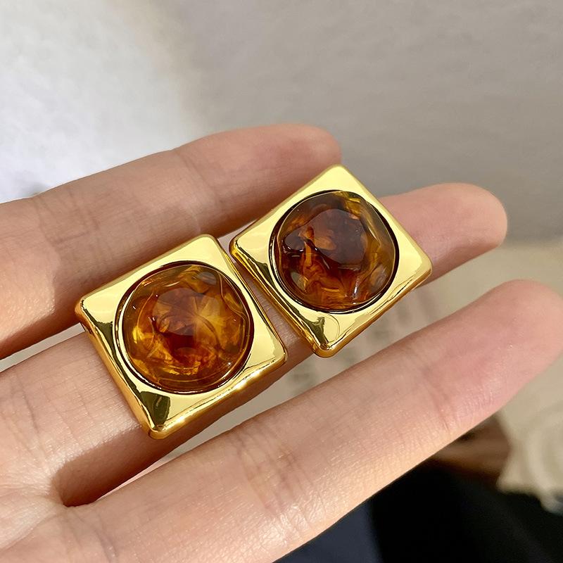 Fashion C-Shaped Amber Color Resin Hoop Earrings For Women Girls Charm Trend Earring Boucle Oreille Exquisite Jewelry