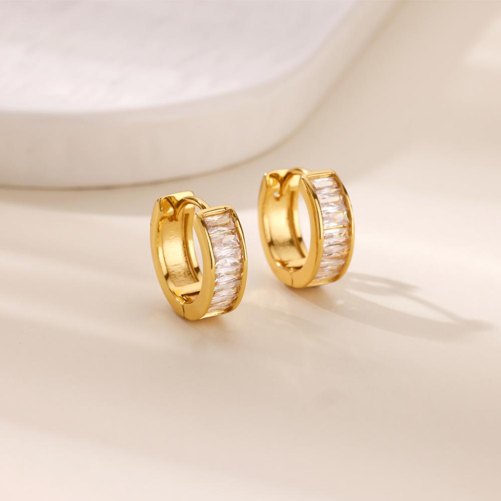 Simple and Fashionable Zircon-inlaid Ear Buckle Earrings Women's Light Luxury Temperament Versatile Earrings New