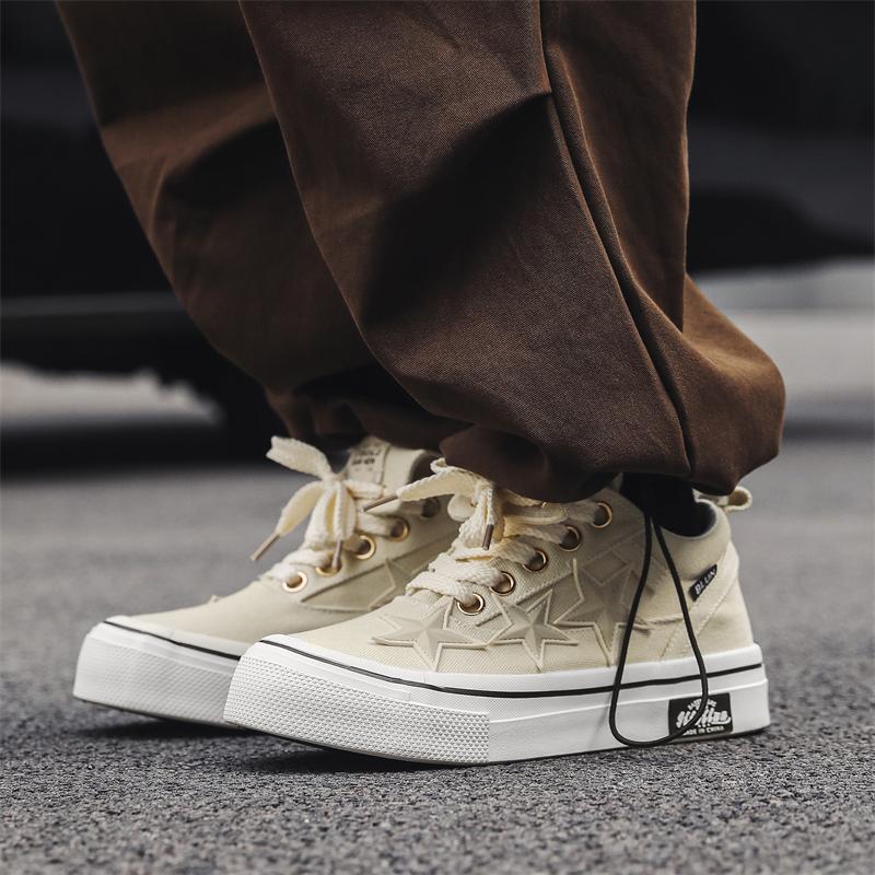Fashion 2024 Autumn Winter Low Top Casual Breathable Trend Board Shoes Unisex Sports Skateboarding Shoes Fashion Vulcanized Shoes Men