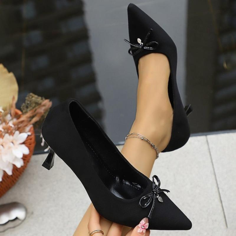 Neuer Stil Schleife mit spitzer Spitze Niedriger dünner Absatz Glas Slip-On Damen Bankettkleid Pumps Schuhe Femme