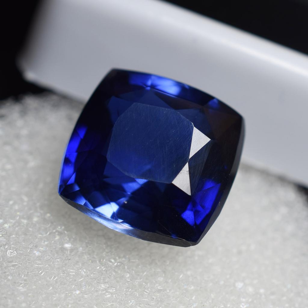 Natural Blue Tanzanite Loose Gemstone Square Cushion Cut 8.42 Ct for Jewelry Making and Crafts