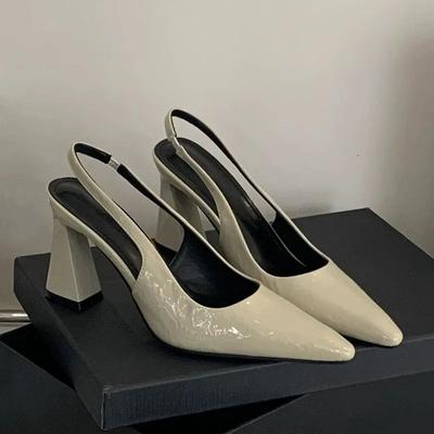 Damen Mode Schuhe Sommer Französisches Temperament Baotou Hinten Hohl Reise Riemen Sandalen Mit Rock Spitze Dicke Ferse Hohe Absätze