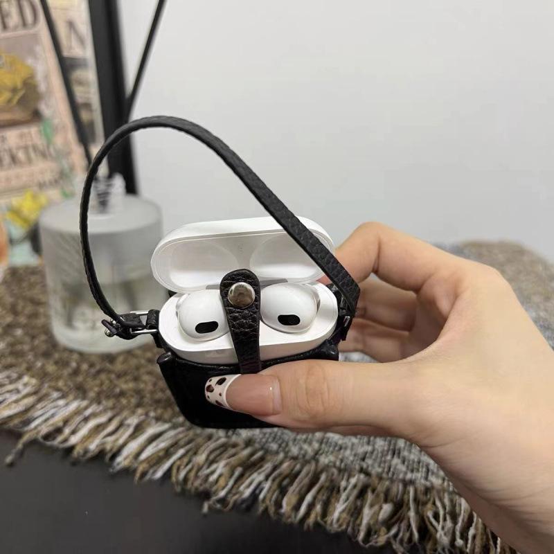 Women's Mini Crossbody Phone Bag - 2023 Lightweight Summer Design for Walks with Kids, Features Small Bag and Phone Pocket