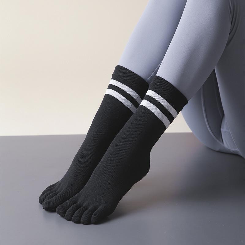 Women's Non-Slip Five-Finger Yoga Socks - Thick, Medium-Long Tube, Trendy Stripes, Sweat-Absorbent for Autumn & Winter.