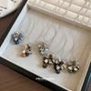 Elegant Faux Stone Marbled Flower Necklace – Stylish Sweater Chain for Unique Fashion Statements