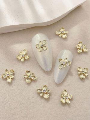 Nail Art – Kamínky a ozdoby na nehty