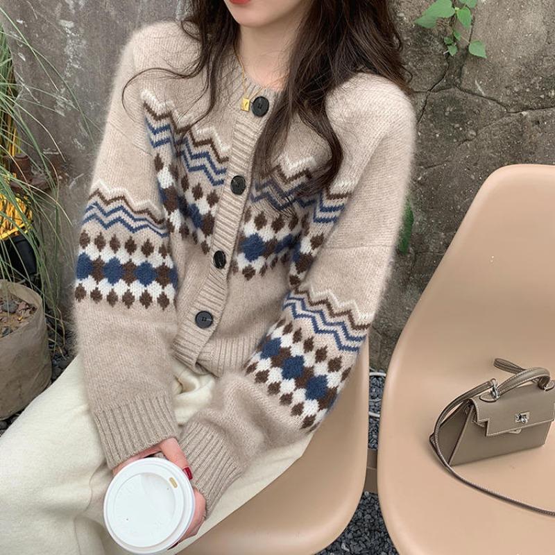 New Autumn Long Sleeve Print Cashmere Sweater Women Fashion Round Neck Loose Knitted Cardigans Jacket Women Elegant Vintage Lady Cardigan Tops 25504