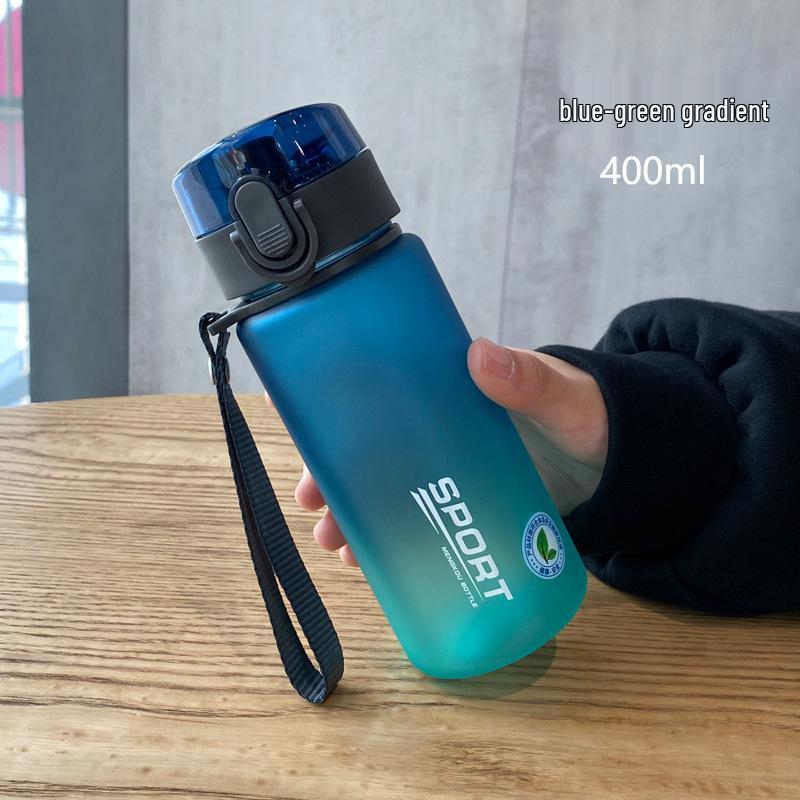 Casino Frosted Sports Water Bottle: Creative Portable Plastic Cup with Lid for Men and Women