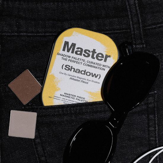 Choose one of five TooQ One by Genuine Magnetic Eyeshadow Palette shades