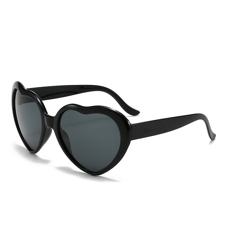 

Heart Shaped Diffraction Glasses Watch Lights Change to Love Shape at Night Women Fashion Eyewear 1PC