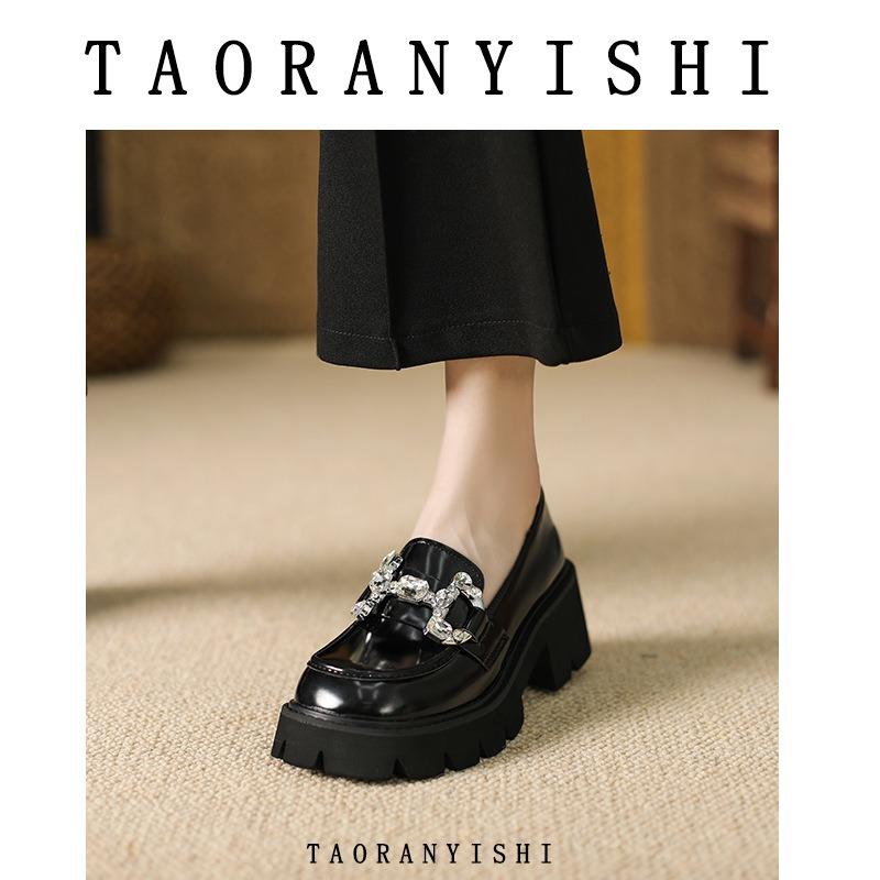 Platform J single shoes women's spring new college feng shui diamond horse buckle versatile, fashionable small leather shoes