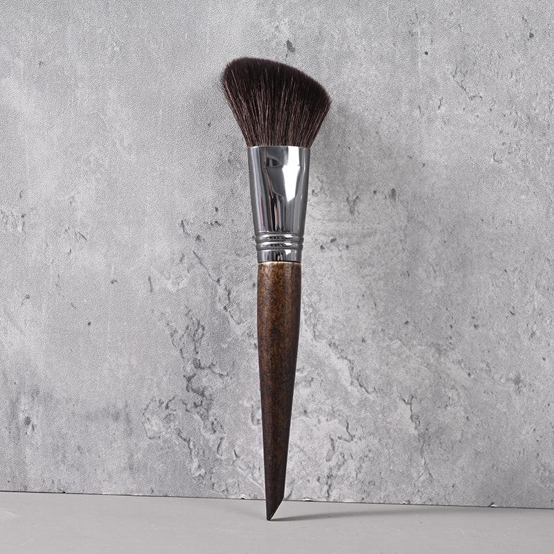 25-Piece Animal Hair Makeup Brush Set: Includes Wool Brushes for Eyeshadow, Nose Shadow, and Foundation - Artist Recommended