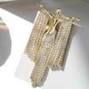 Fashion Gold Color Tassel Brooch Autumn Suit Pins Fashion Lady Jewelry Corsage