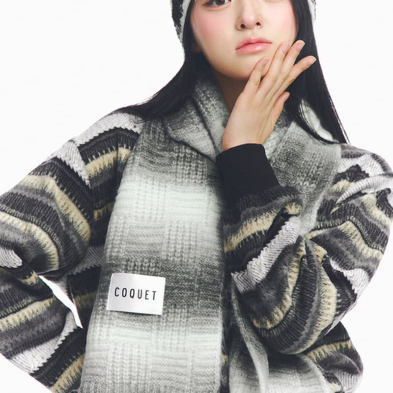 COQUET GRADATION KNIT LONG MUFFLER BLACK