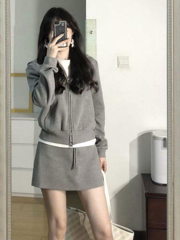 2026 Spring/Autumn Women's Retro Grey Hoodie & Skirt Set, Slim Fit Two-Piece Collection
