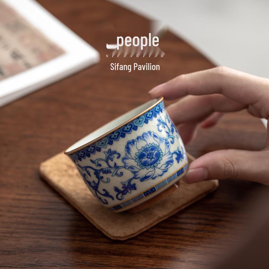 Ru Kiln Blue and White Lotus Ceramic Gongfu Teacup