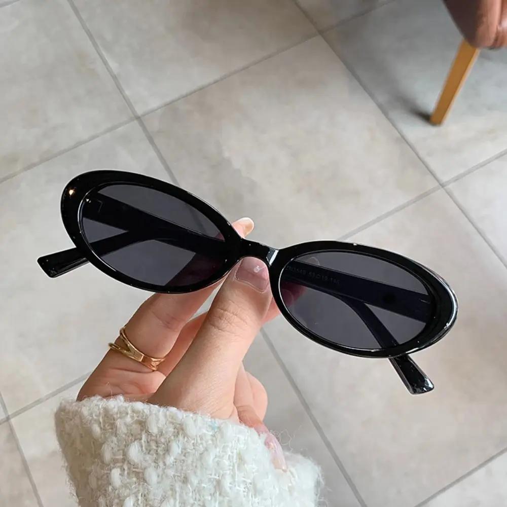 Occhiali da Sole alla Moda Vintage Montatura Piccola Quadrata Occhiali da Sole Punk Occhiali da Sole per Pesca Guida Occhiali Anti-UV Occhiali UV400 Gafas