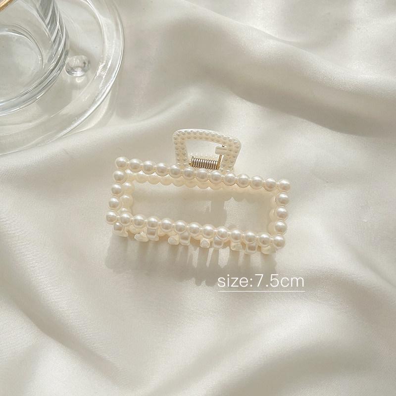 Elegant Large Hair Claw Clip for Thick Hair - High-End Korean Updo Shark Clip