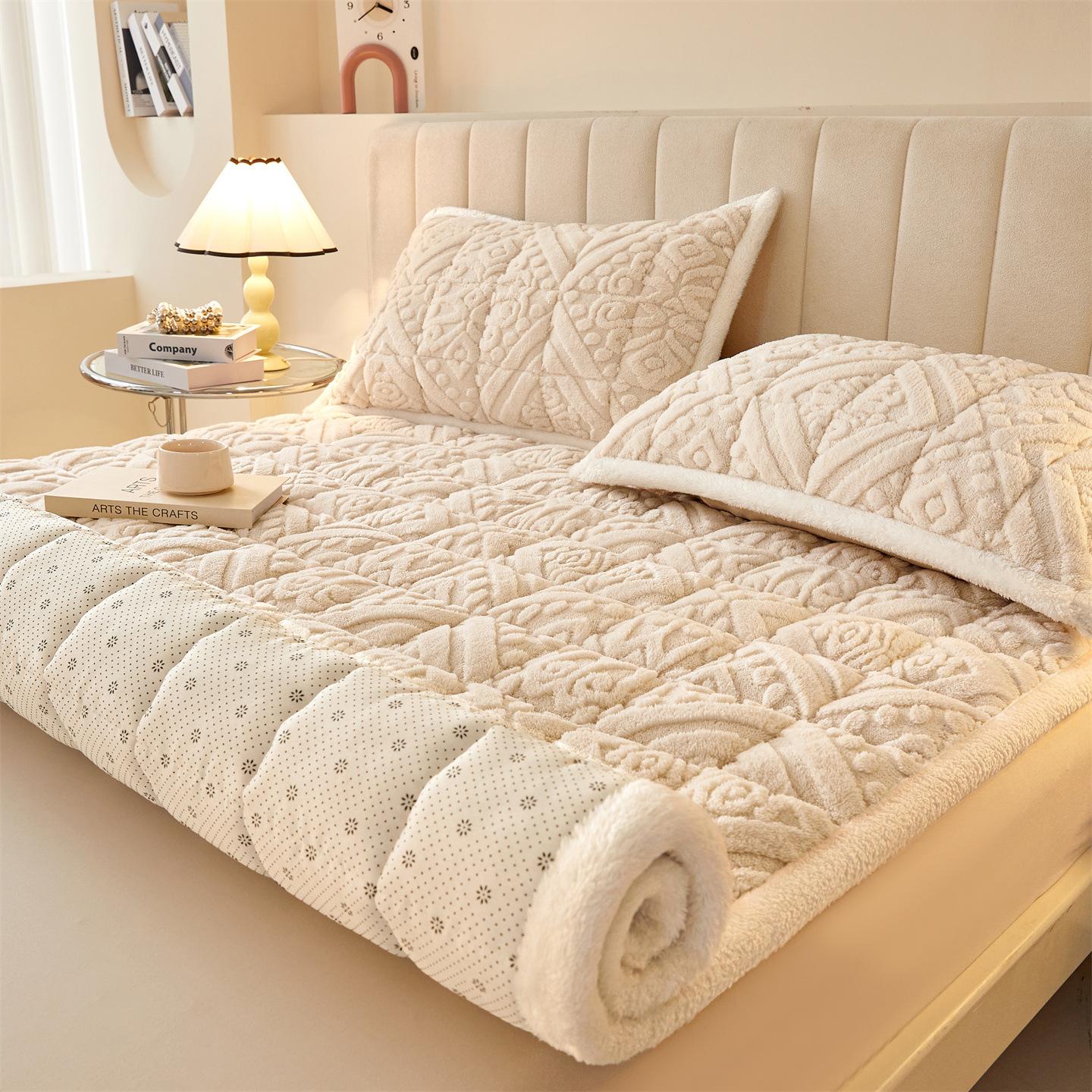 

Extra Thick Plush Bed Mattress-Ultra-Soft Coral Fleece Topper,Foldable Single/Double Size,Machine Washable-for Twin Full Queen 2PCS Pillowcase бежевый