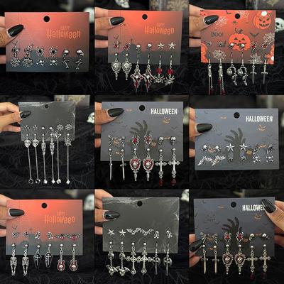 European and American Gothic Halloween Skull Bat Earrings - New Design Studs