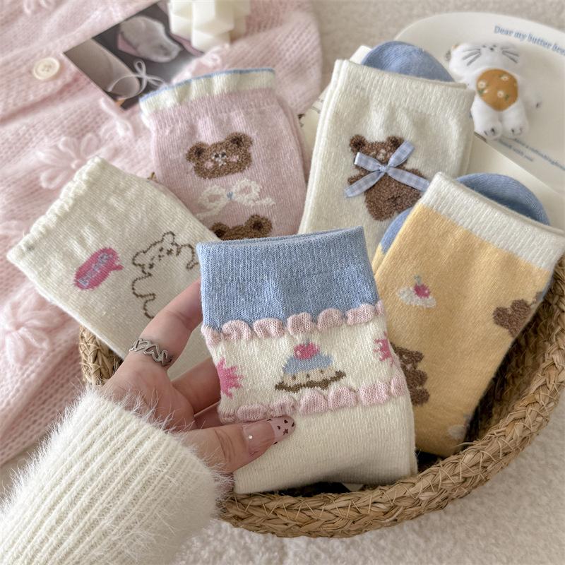 Female Autumn and Winter Thickened Warm Sweet Butterfly Cute Cartoon Bear Wool In The Tube Pile Socks