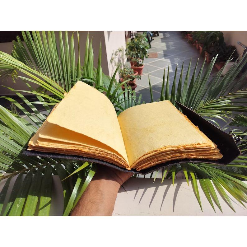 Handcrafted Seven Stone Chakra Leather Journal: Perfect for Anniversaries, Christmas, and Self-Reflection. Unique Gift for Loved Ones. (pack of 2)