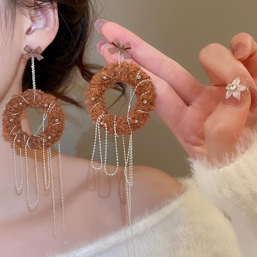 Silver Needle Fluffy Tassel Bow Earrings: Retro, Creative, High-End Winter Accessories for Women