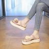 Flower Platform Slippers Women's Wear 2025 New Summer Versatile Women's Flat Bottom Non-slip Student Fashion Beach Sandals