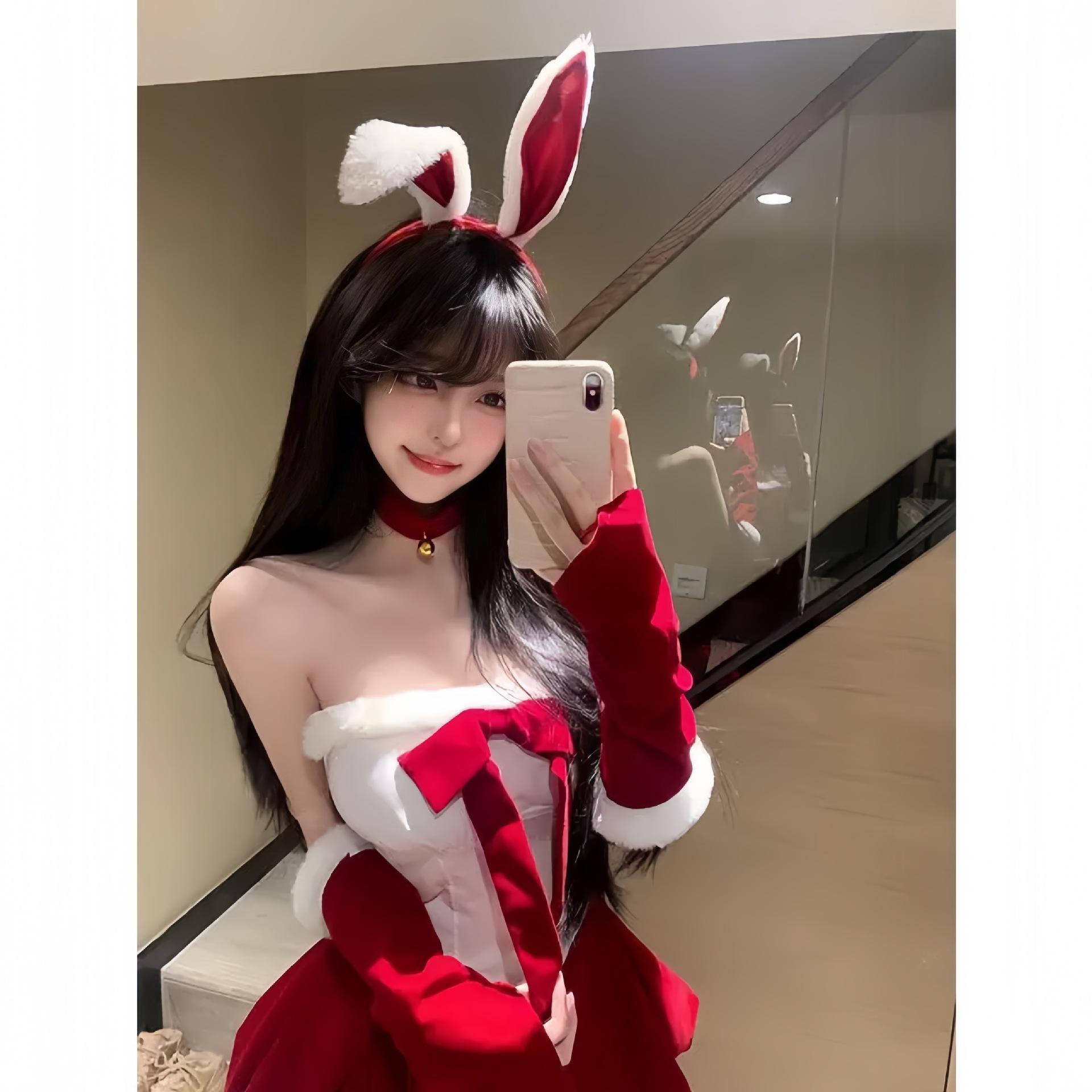 

Home Christmas vibe battle robe wear with velvet tube top red dress bunny cos dress M code 40-65kg