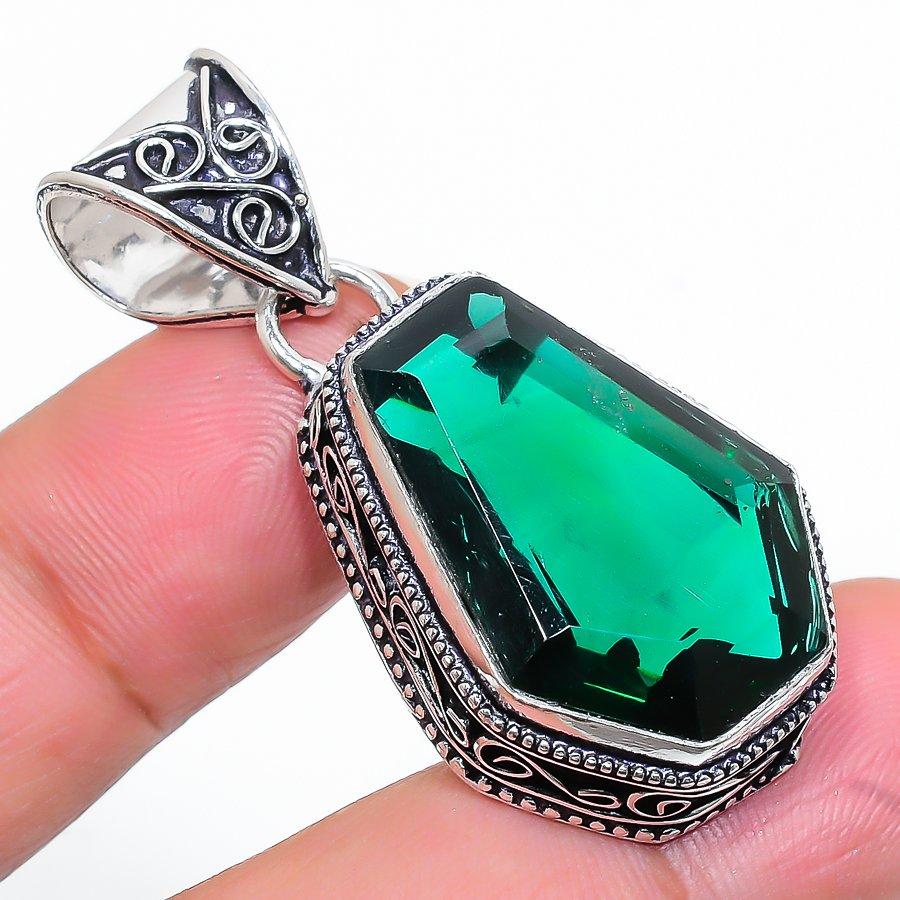 

Coffin Chrome Diopside Gemstone Handmade Ethnic Jewelry Pendant 1.77 VR-3116