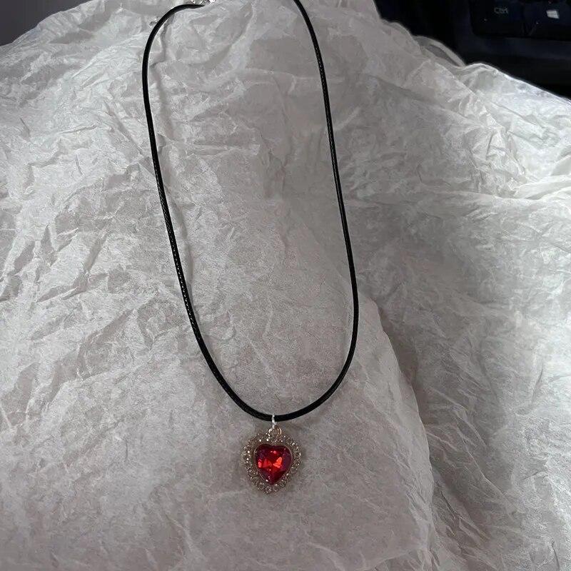 Simple Silver Color Metal Heart Cross Vortex Pendant Necklaces Black PU Leather Rope Chain Choker Necklace For Women Ladies