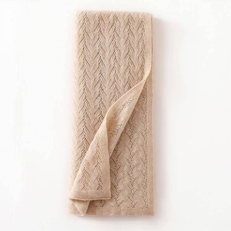 Cashmere Cable Knit Women's Scarf: High-End, Warm, Spring Fashion