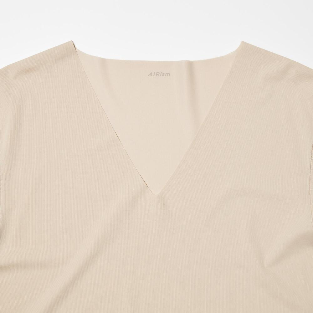 Uniqlo Japan Air RhyThm DeodoranT Mesh V Neck T shirT  shorT sleeVe 