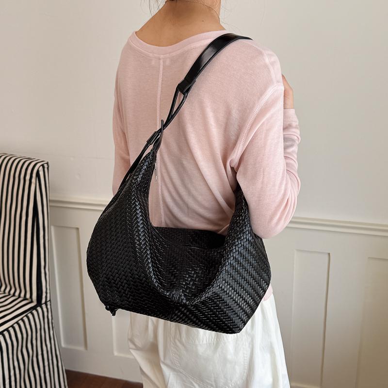 Stylish Woven Faux Leather Hobo Bag with Adjustable Shoulder Strap Large Capacity Casual Tote Purse