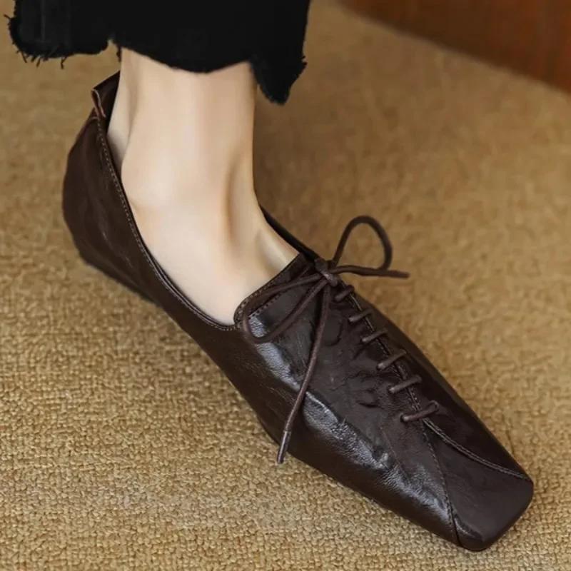 Fashion Skinny Retro Leather Shoes for Women's Spring New Style Square Toe Soft Sole Lace Up Single Shoe, Low Heel Casual Single Shoe
