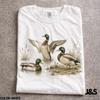 T-shirt Vintage Anni '90 Anatra Germano Reale, Maglietta Grafica Uccelli Volanti Retrò, Top Botanico Stagno Natura, Regalo Unisex per Esterno, Camicia Estetica Anatra Acquatica