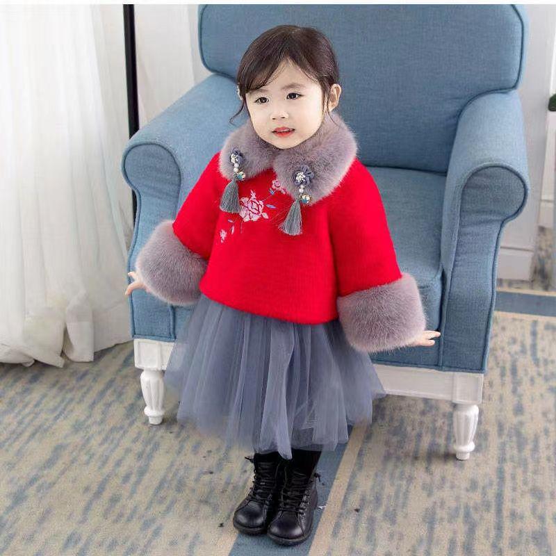 Girls' Winter New Year Hanfu: Fleece-lined Chinese Style Tang Suit for Toddlers and Children.