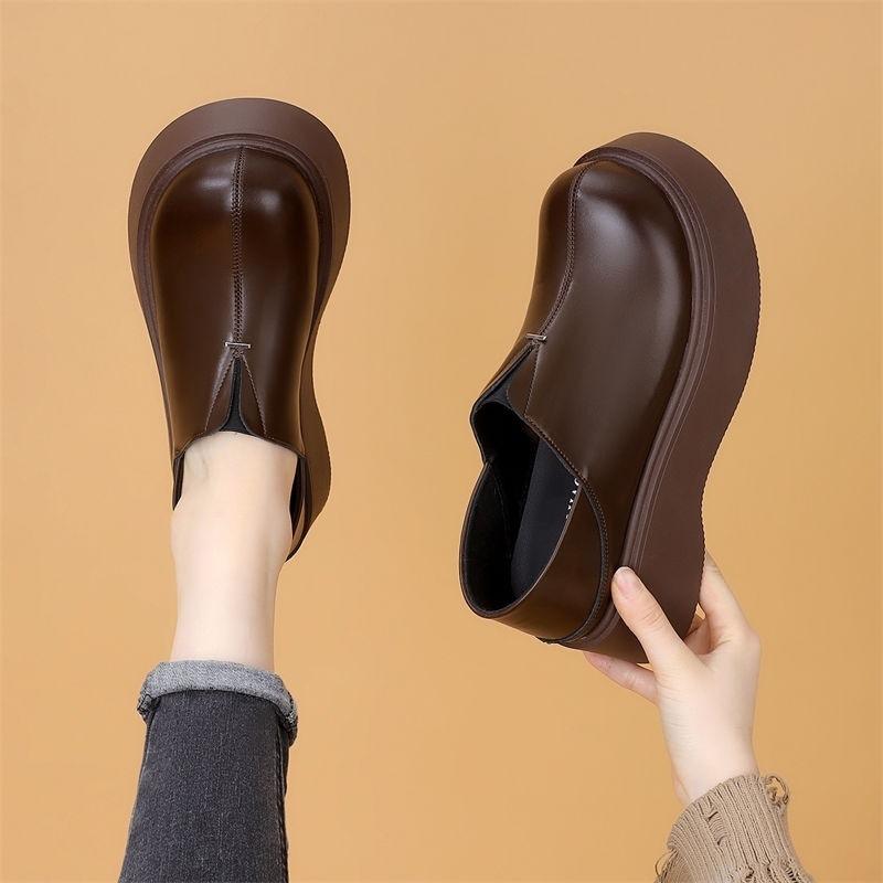 Модные лоферы женские на платформе маленькие мужские 2025 весна новые ретро маффин для работы на один фут маленькие кожаные туфли 40 коричневый 2550₽