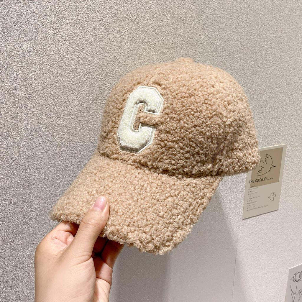 Women's Winter Lamb Wool Baseball Cap with Embroidered 'C', Duckbill Brim, Korean Style