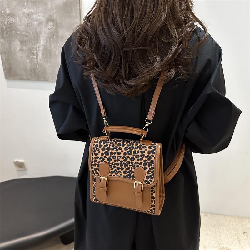 Niche design leopard print trend backpack new fashion casual portable shoulder messenger bag backpack