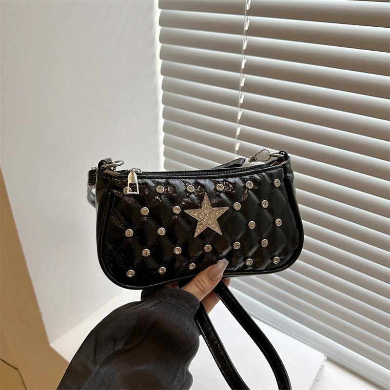 

Xiaoxiangfeng underarm bag women s 2025 new trendy fashion niche diamond square bag versatile shoulder messenger bag