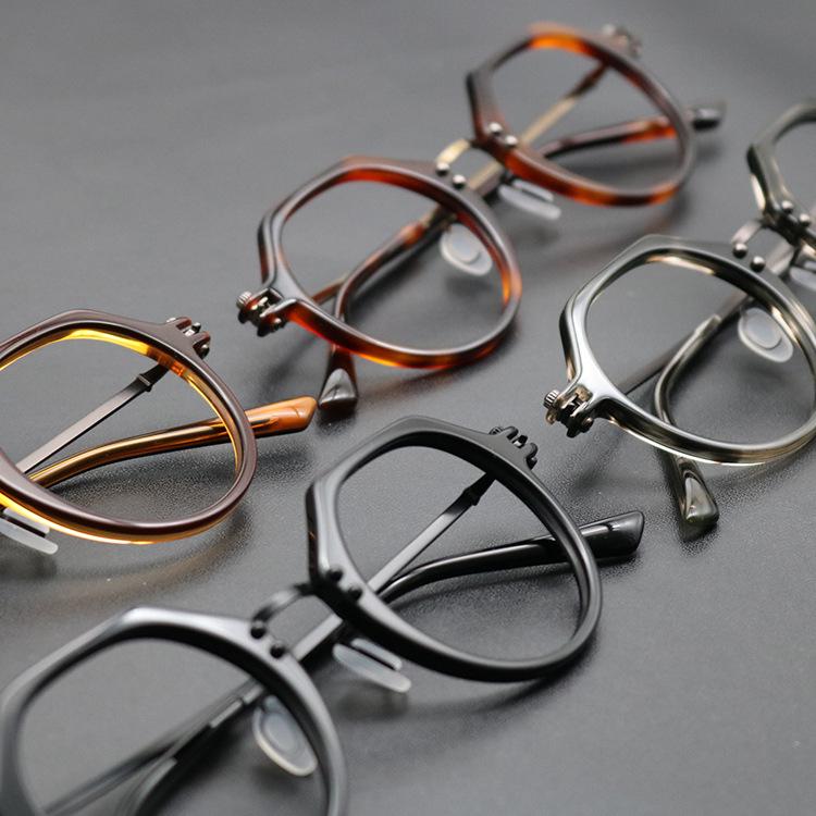 Retro Italian Handmade Pure Titanium Glasses Frame - Unisex Myopia Glasses with Mechanical Style
