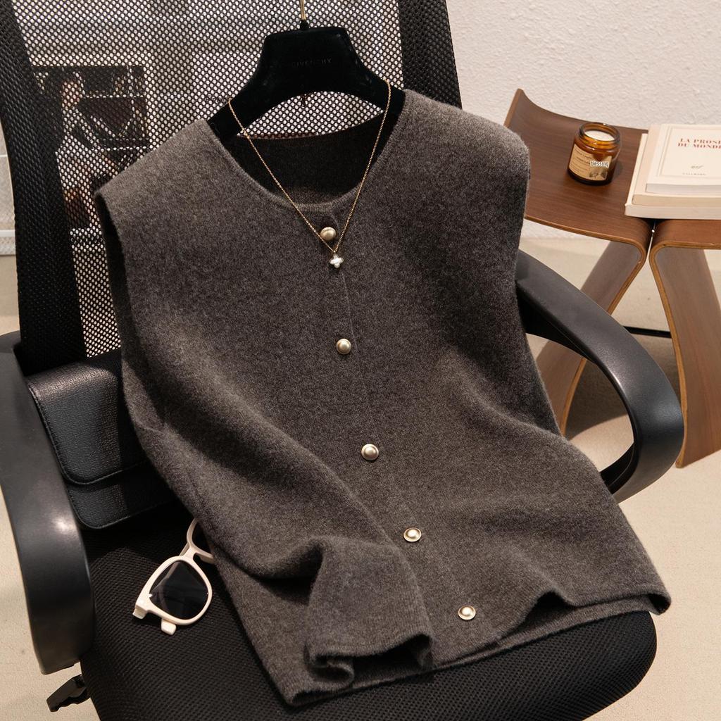 Women's 100% Pure Wool Cardigan Knit Vest - 2025 European Style High-End Autumn/Winter Layering Sweater Vest