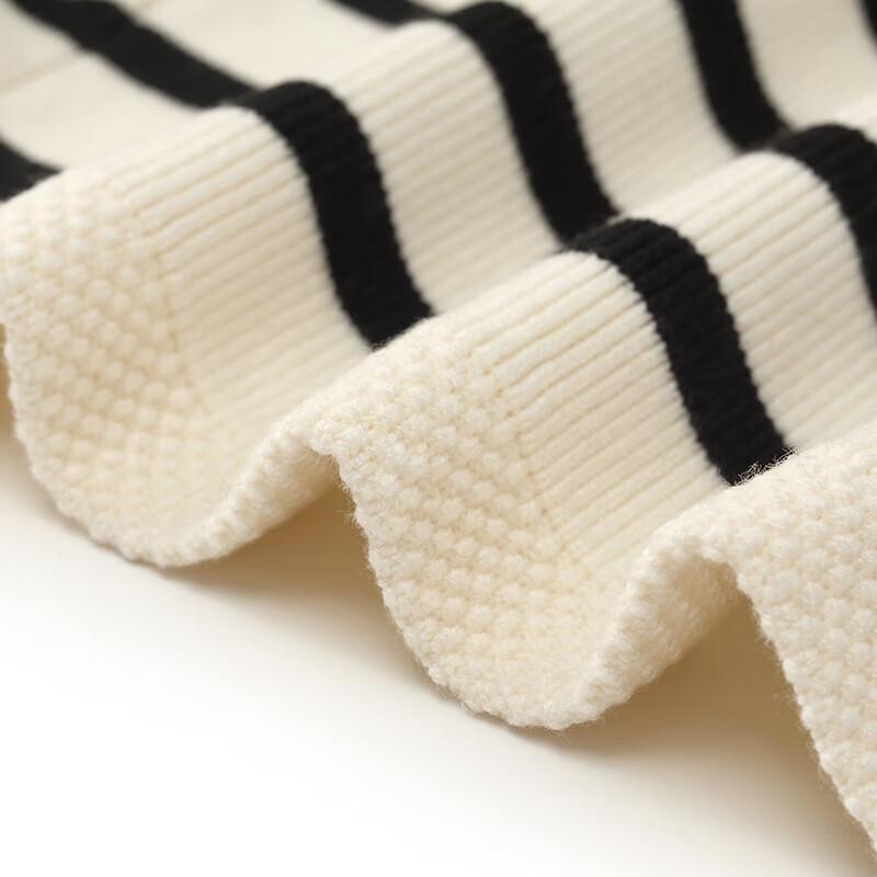 GOELIA City Light Outdoor Knitted Vest Cardigan