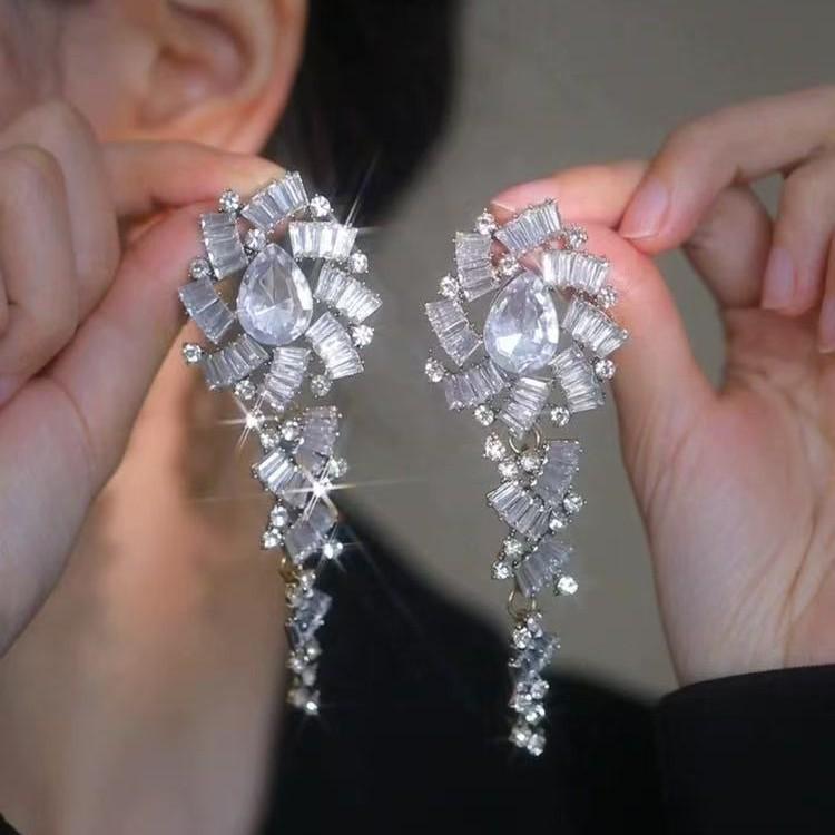 European and American Luxury Irregular Silver Needle Earrings with Rhinestone Inlay