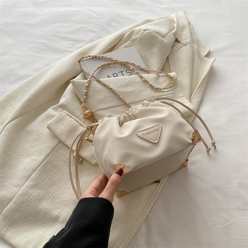 Fashionable Simple and Fashionable Korean Version Drawstring Bag for Women In Spring and Summer New High-value Crossbody Bag Bucket Bag for Women